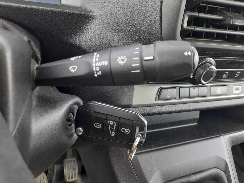 Citroën Jumpy FG 1.5 BLUEHDI 120 M 4P 21