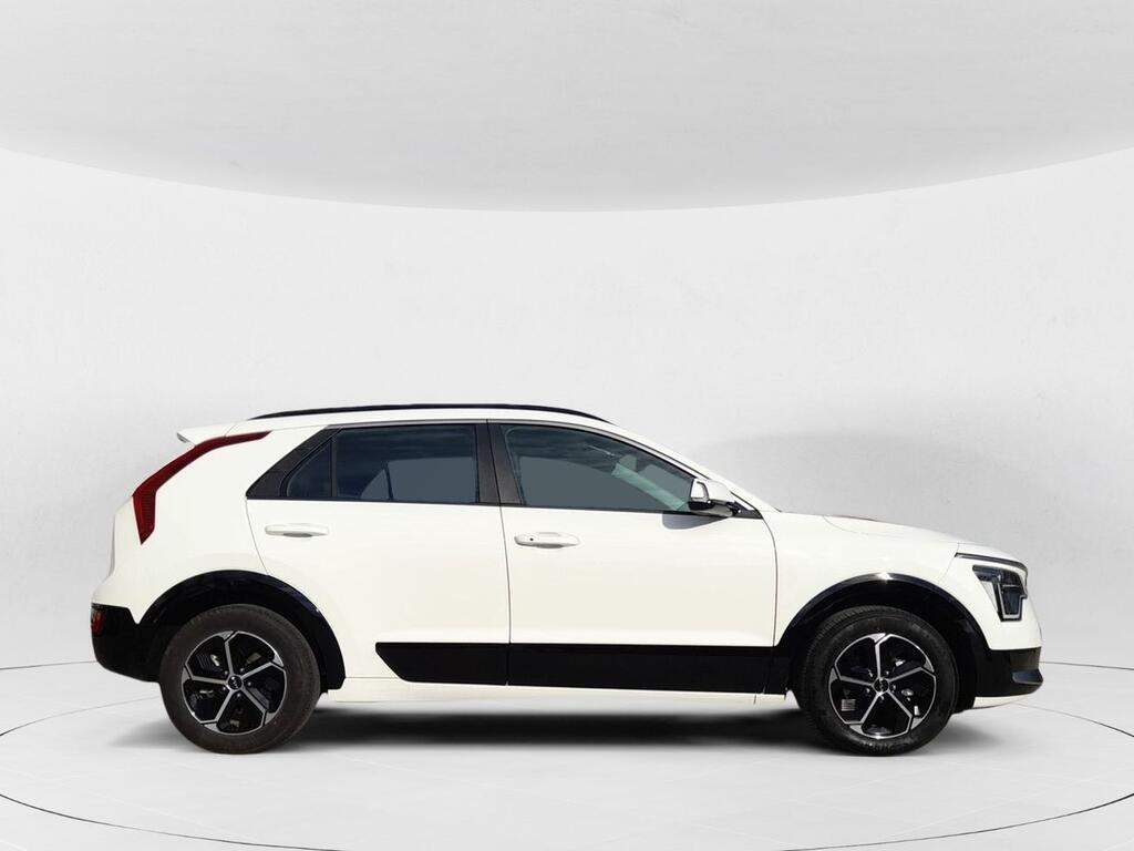 Kia Niro 1.6 GDi HEV 95kW (129CV) Drive 3