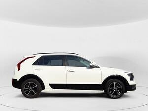 Kia Niro 1.6 GDi HEV 95kW (129CV) Drive