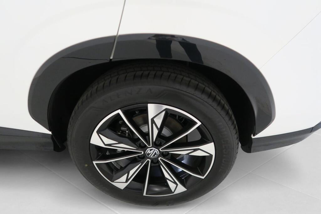 MG HS SUV 1.5 HEV EHS HYBRID+ 224 LUXURY 224 5P 22