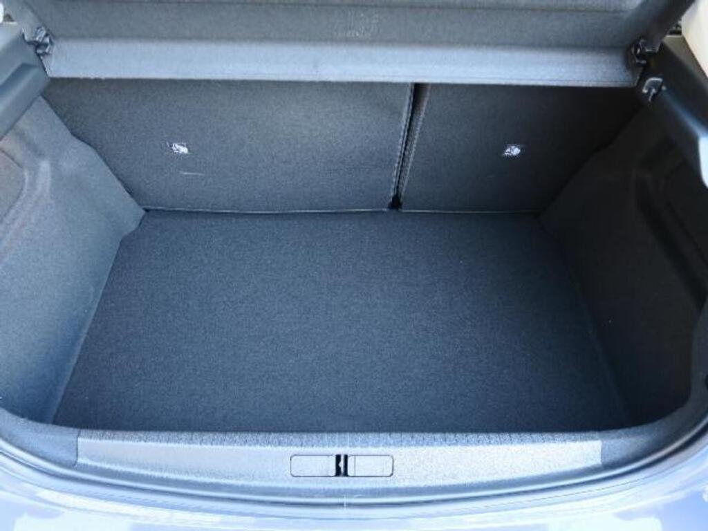 Opel Corsa -e Design & Tech BEV 50kWh 136 CV (100kW) 14