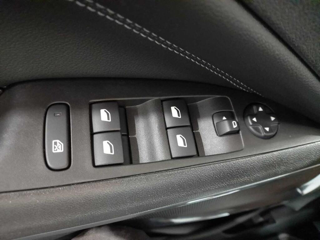 Opel CrossLand 1.2 81kW (110CV) Elegance Pack 18