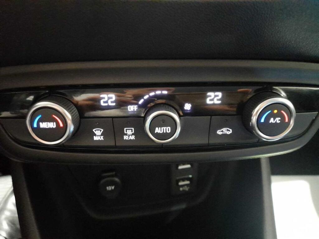 Opel CrossLand 1.2 81kW (110CV) Elegance Pack 24