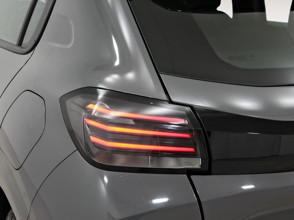 Peugeot 208 Active Puretech 100 32