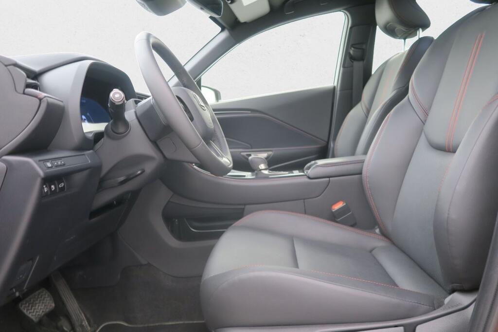 Lexus LBX ELEGANT PLUS BLACK 1.5 HYBRID 136 CV AUTO 5P 16