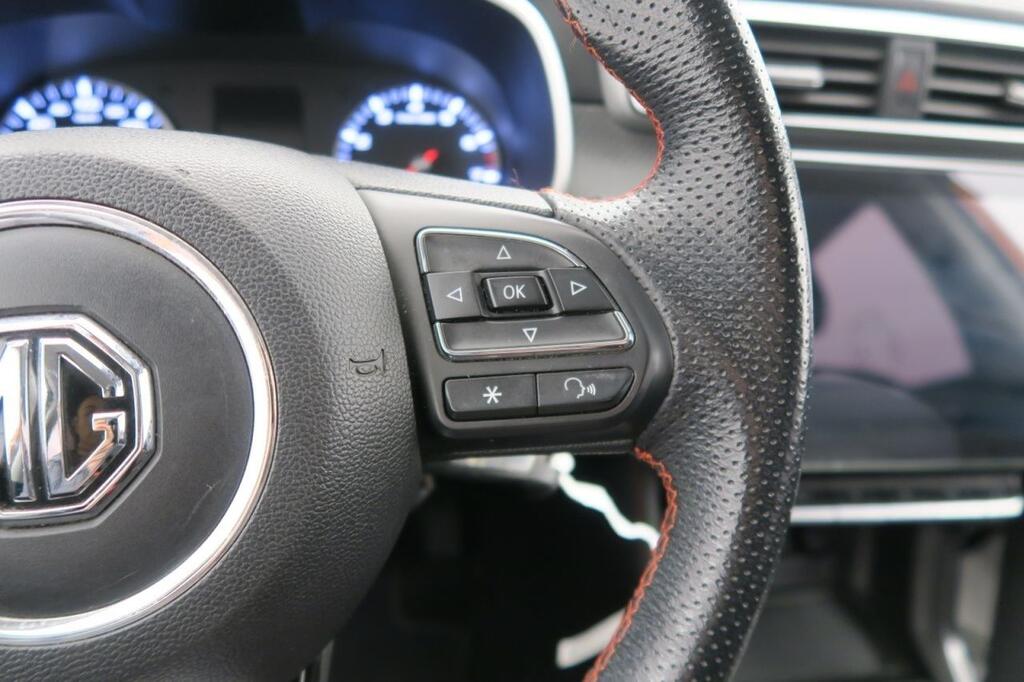 MG ZS SUV 1.5 COMFORT 106 5P 12