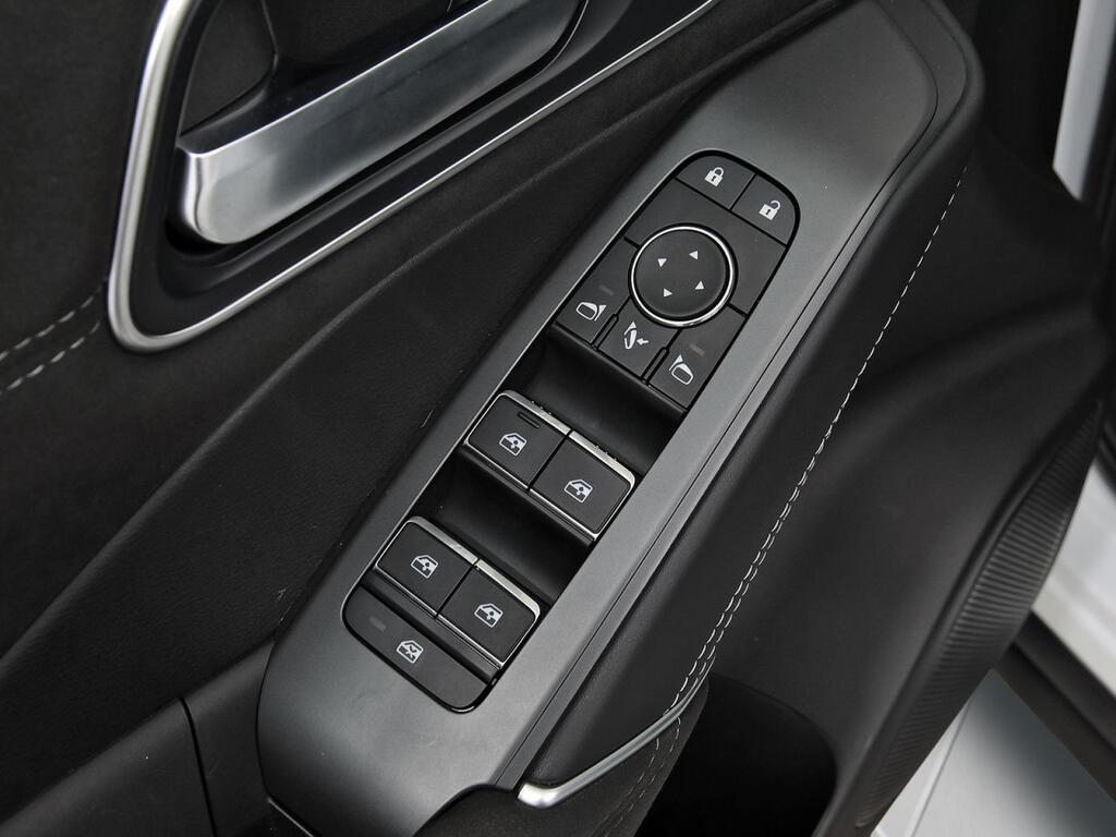 Nissan Qashqai DIG-T 103kW (140CV) mHEV 4x2 N-Design 12