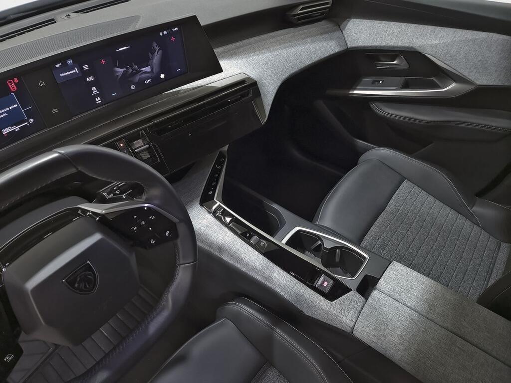 Peugeot 3008 Hybrid 1.2 100KW Allure eDCS6 31