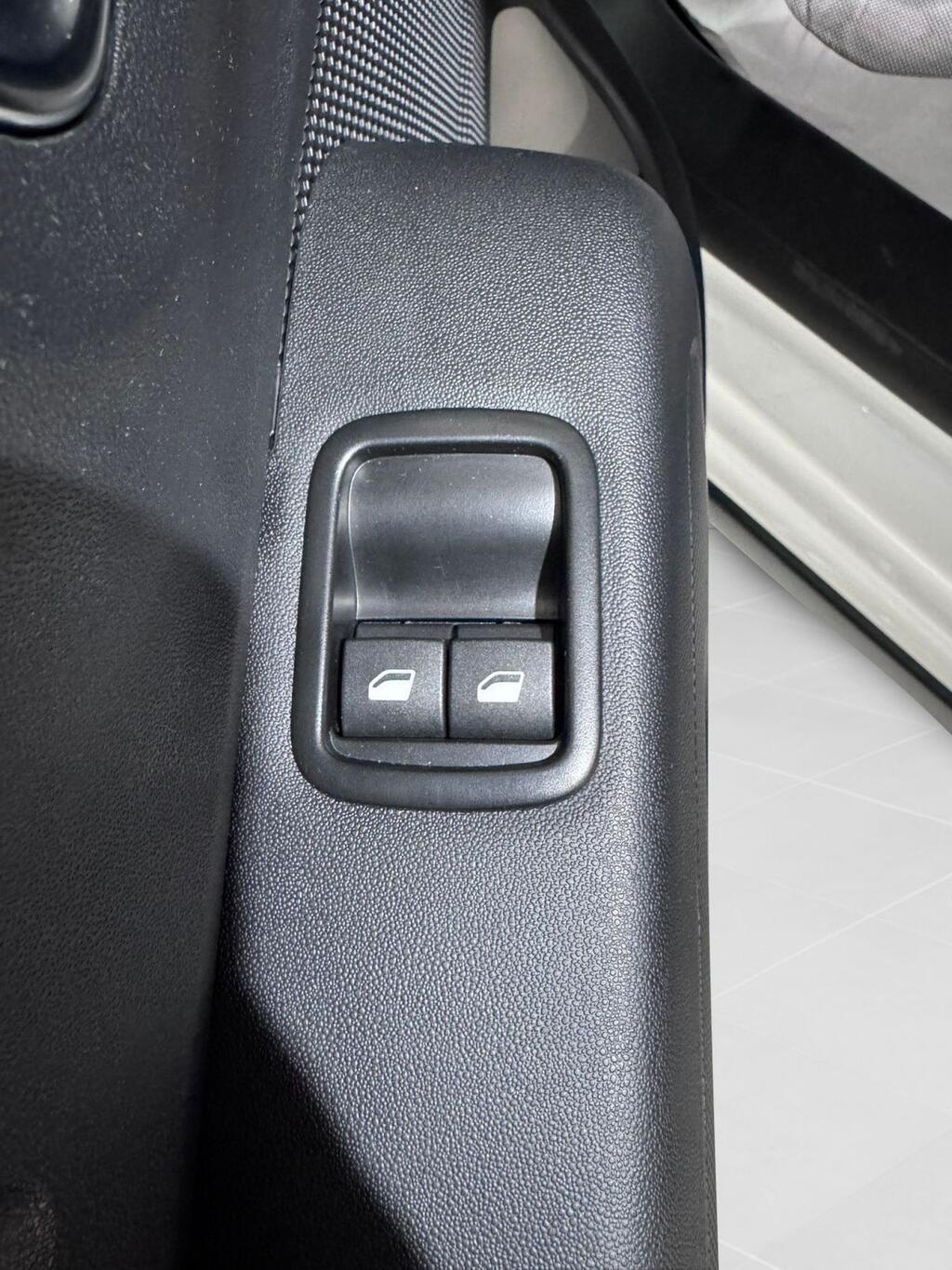 Citroën C3 Origin PureTech 60KW (83CV) Plus 15