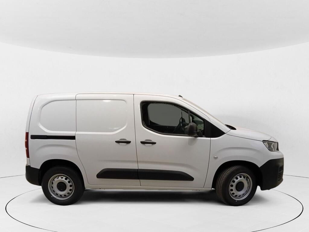 Peugeot Partner E-PARTNER FG STANDARD 800 KG BEV (100KW) 136CV 3