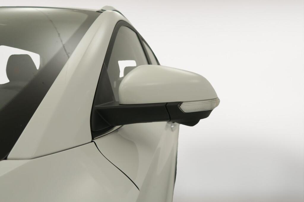 MG ZS SUV 1.5 LUXURY 106 5P 29