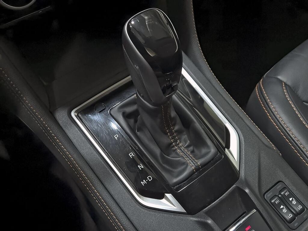 Subaru XV 2.0i Hybrid CVT Executive Plus 27