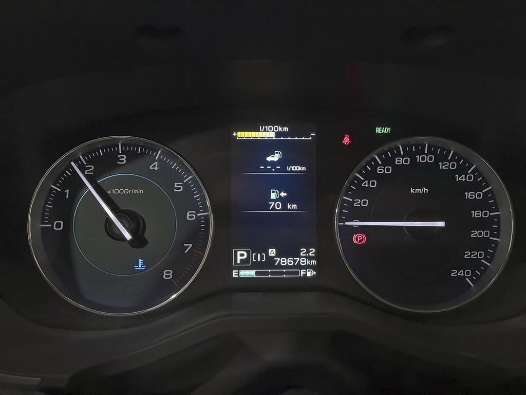 Subaru XV 2.0i Hybrid CVT Executive Plus 13