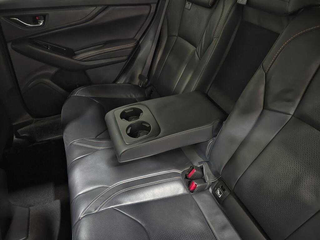 Subaru XV 2.0i Hybrid CVT Executive Plus 34