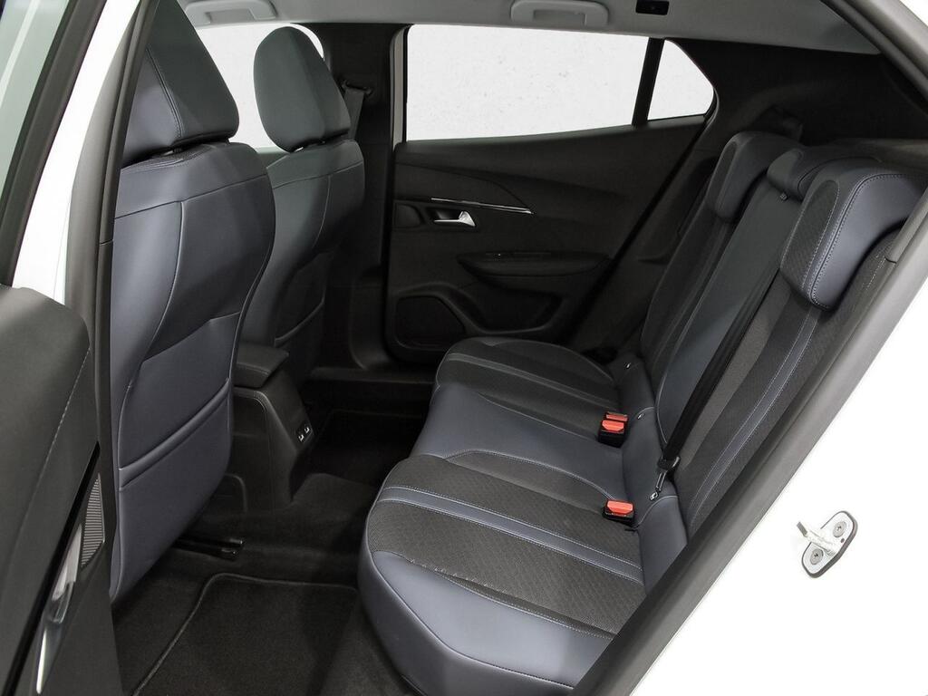 Peugeot 2008 Allure Puretech 100 S&S BVM6 9