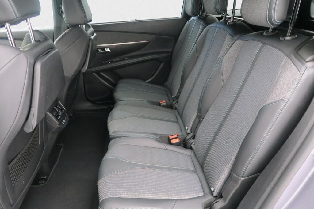 Peugeot 5008 ALLURE PACK 1.2 PURETECH 130 CV AUTO S&S 5P 7 PLAZAS 23