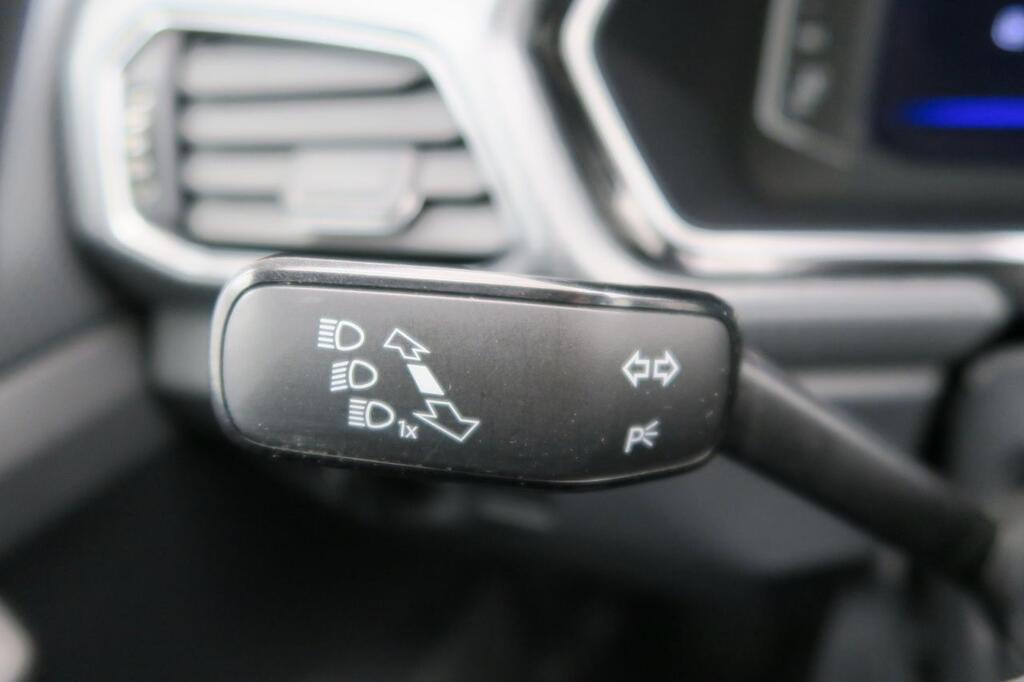 Volkswagen T-Cross SPORT R-LINE 1.0 TSI 110 CV 5P 14