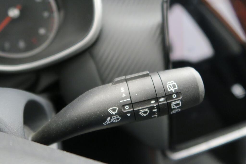 MG ZS SUV 1.5 COMFORT 106 5P 14