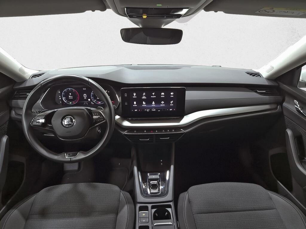 Skoda Octavia Combi 2.0 TDI 110kW DSG Ambition Plus 6