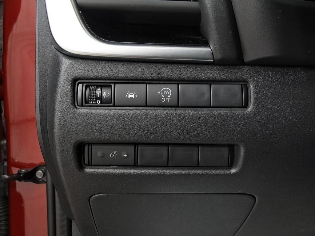 Nissan Qashqai DIG-T 116kW Xtronic N-Connecta 13