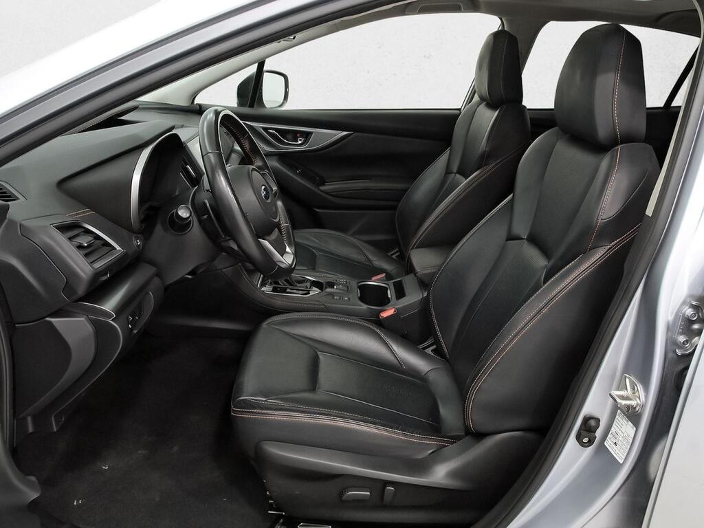 Subaru XV 2.0i Hybrid CVT Executive Plus 8