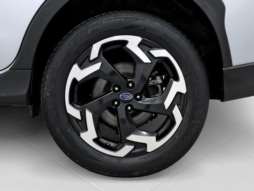 Subaru XV 2.0i Hybrid CVT Executive Plus 11