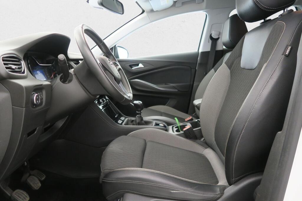 Opel Grandland X 1.2 Turbo Design Line 17