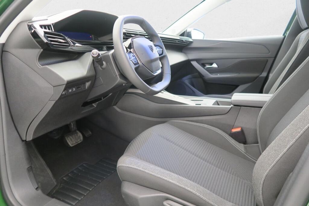 Peugeot 308 5P Active Hybrid 180 eEAT8 6