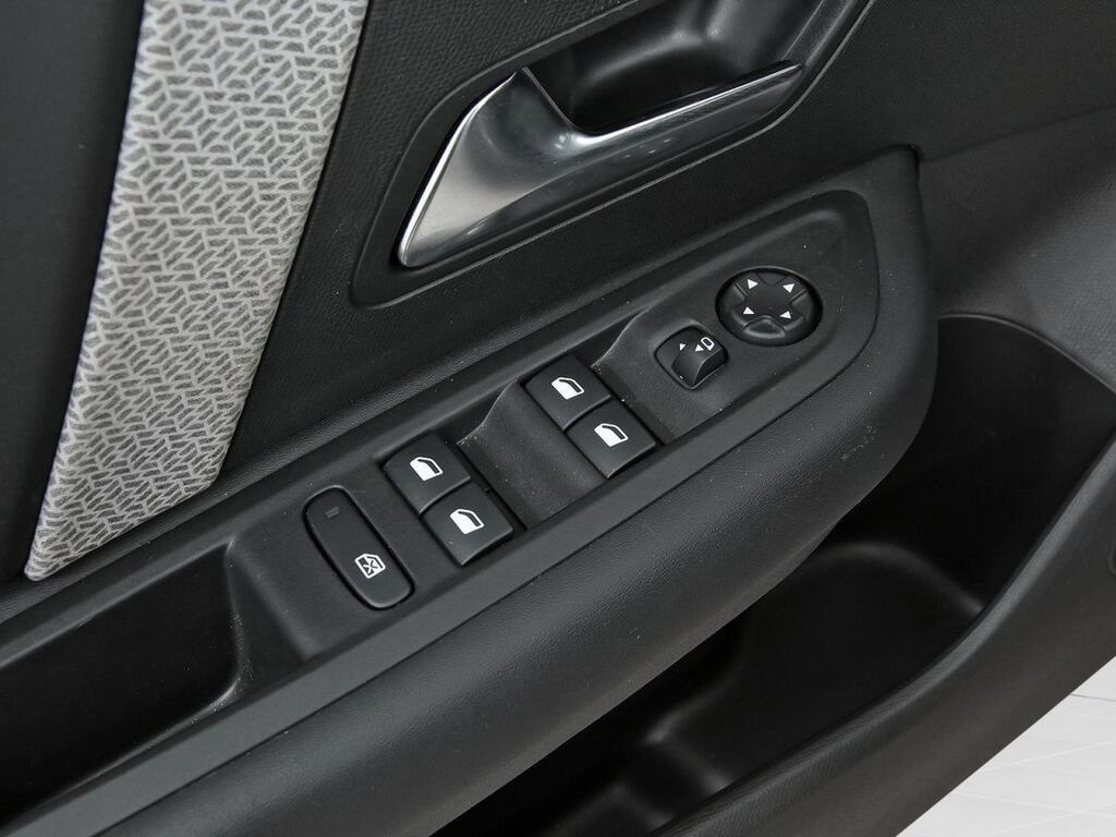 Citroën C4 X PureTech 130 S&S EAT8 Plus 13