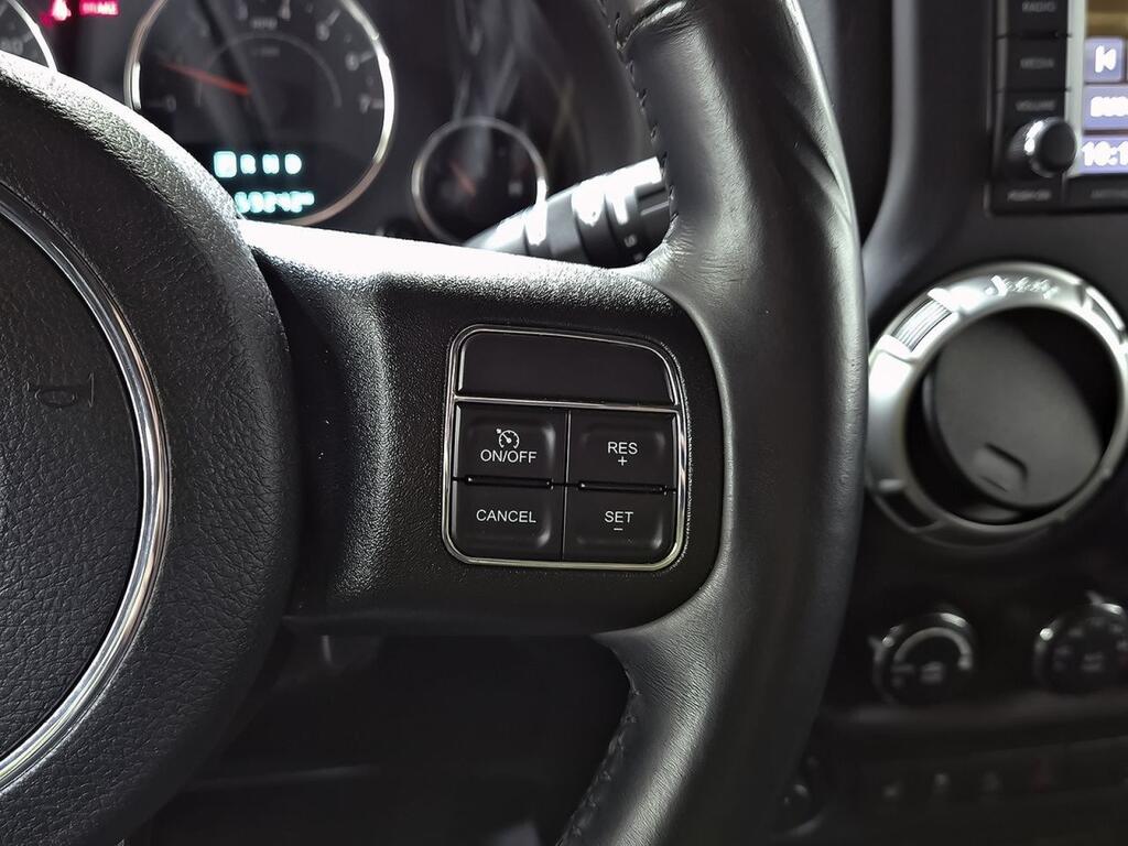 Jeep Wrangler 3.6 V6 Sahara Auto 17