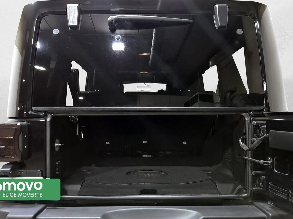 Jeep Wrangler 3.6 V6 Sahara Auto 10