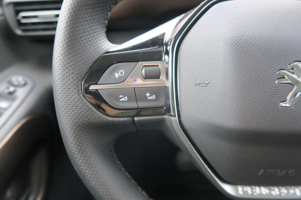 Peugeot Rifter e-Rifter GT Standard 100kW 10