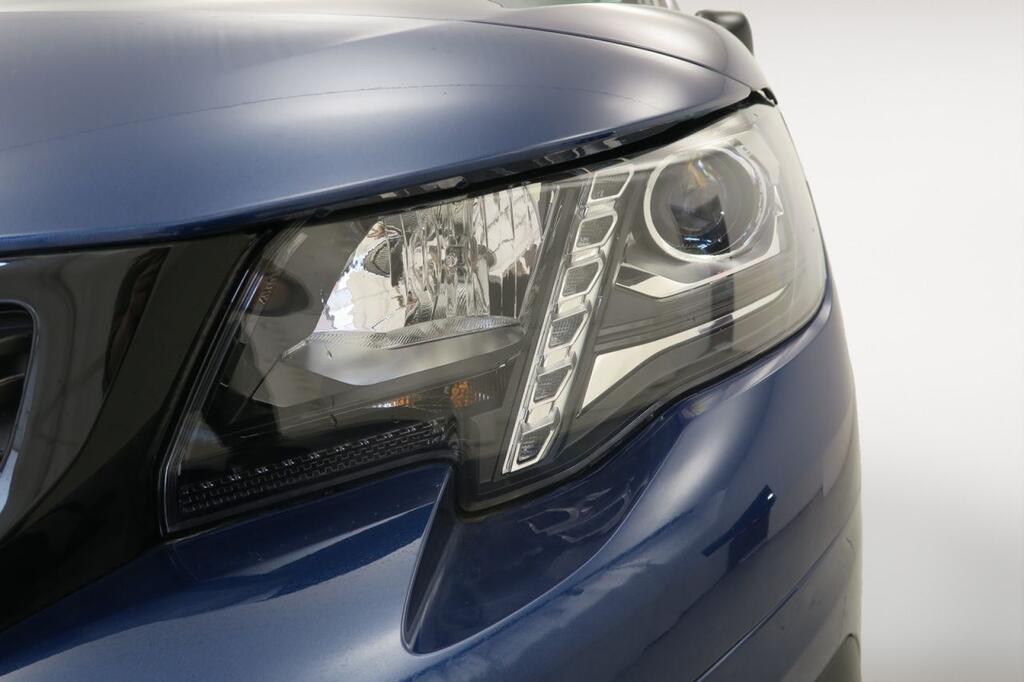 Peugeot Rifter e-Rifter GT Standard 100kW 17