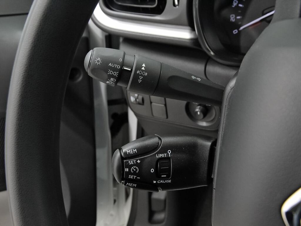 Citroën C3 BlueHDi 75KW (100CV) Plus 16