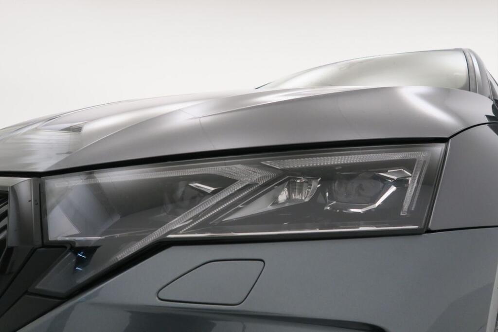 Skoda Octavia COMBI RS 2.0 TSI 265 CV DSG 5P 27