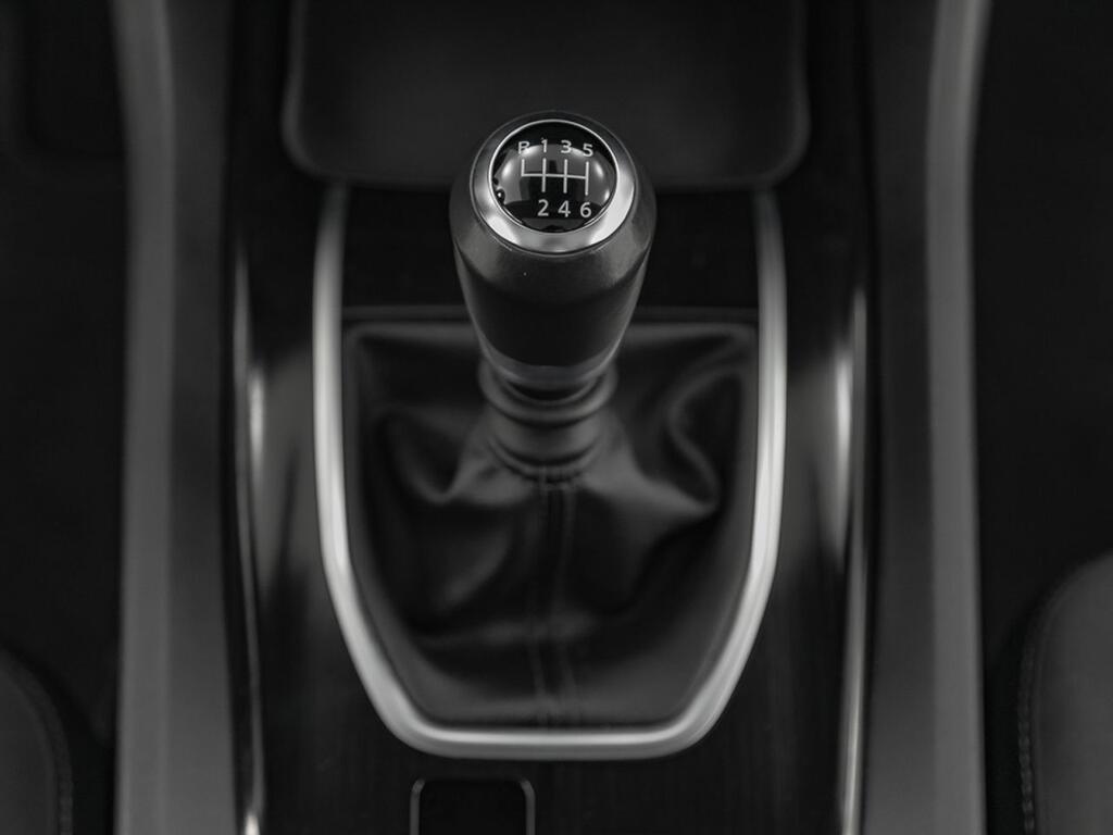 Nissan Qashqai DIG-T 103kW (140CV) mHEV 4x2 Acenta 22