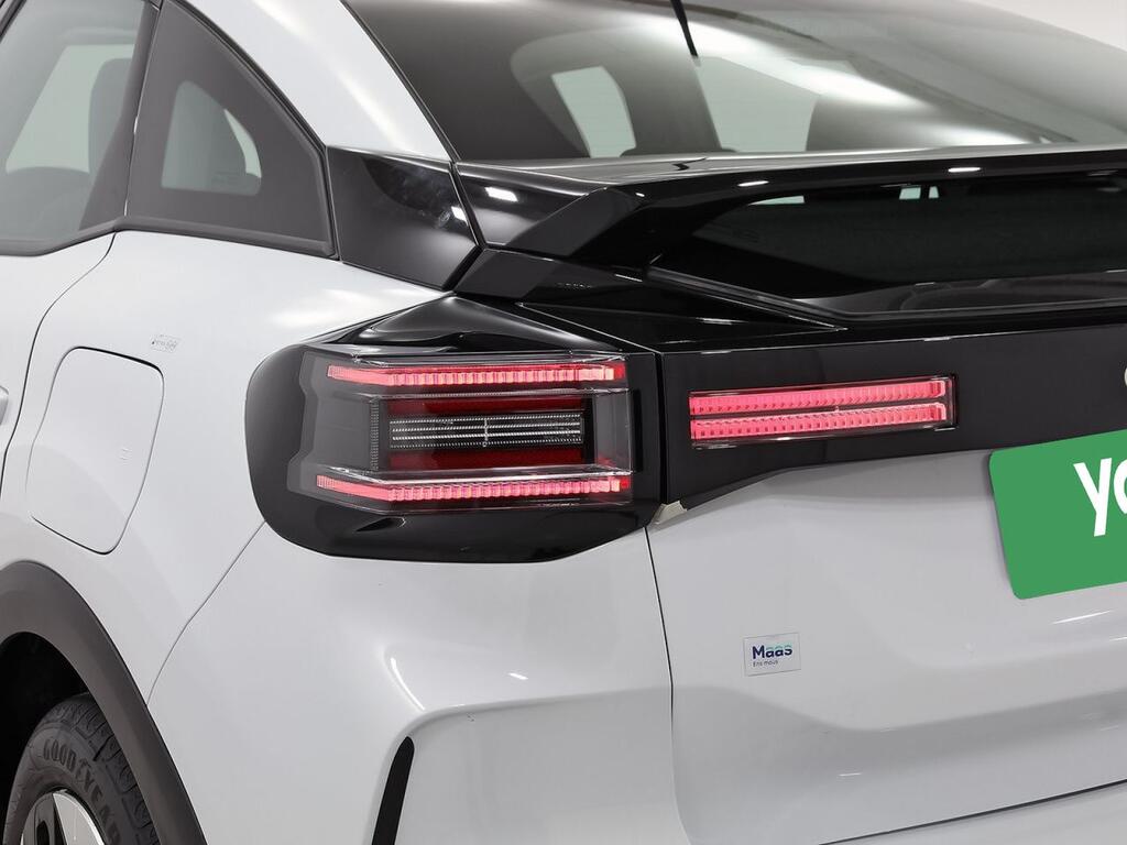 Citroën C4 Hybrid 145 ë-DCS6 Plus 9