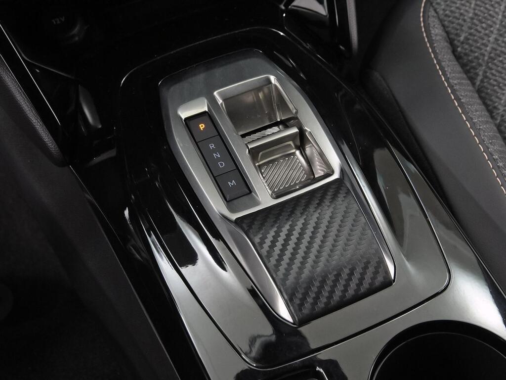 Peugeot 2008 N2008 Allure Hybrid 145 eDCS6 38