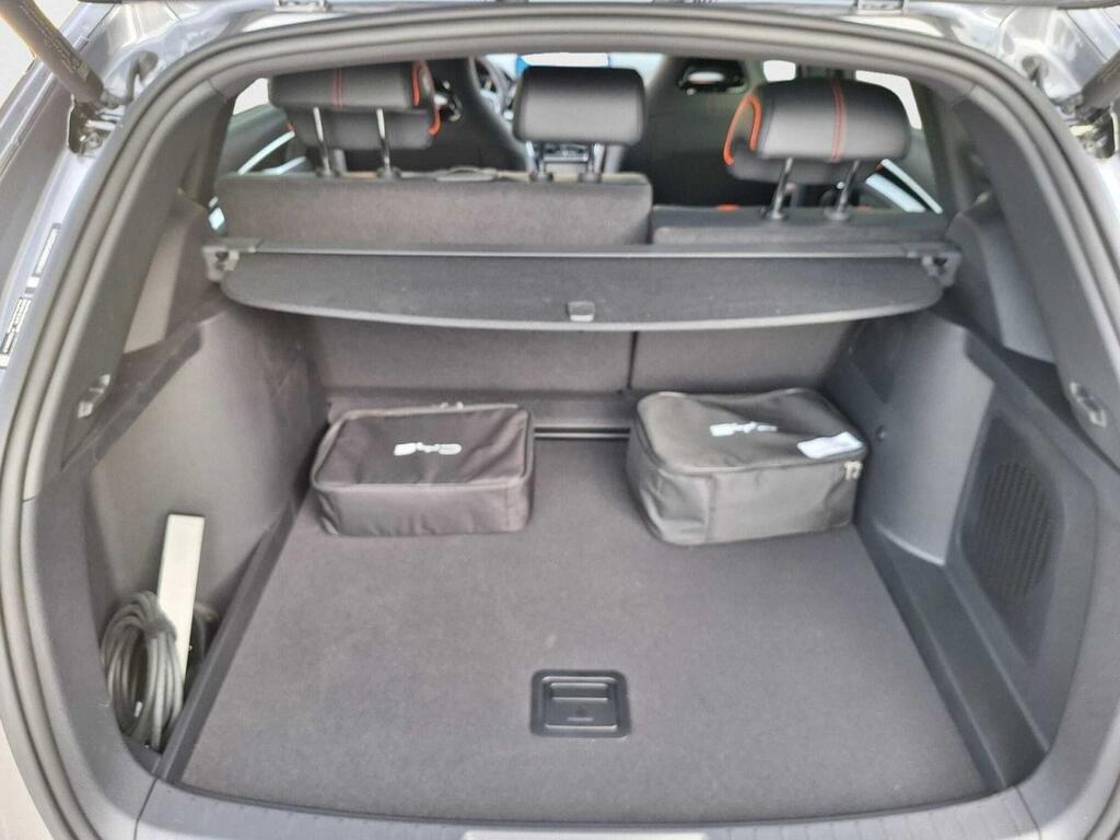 BYD Seal U SUV 1.5 DM-I DESIGN 324 5P 13