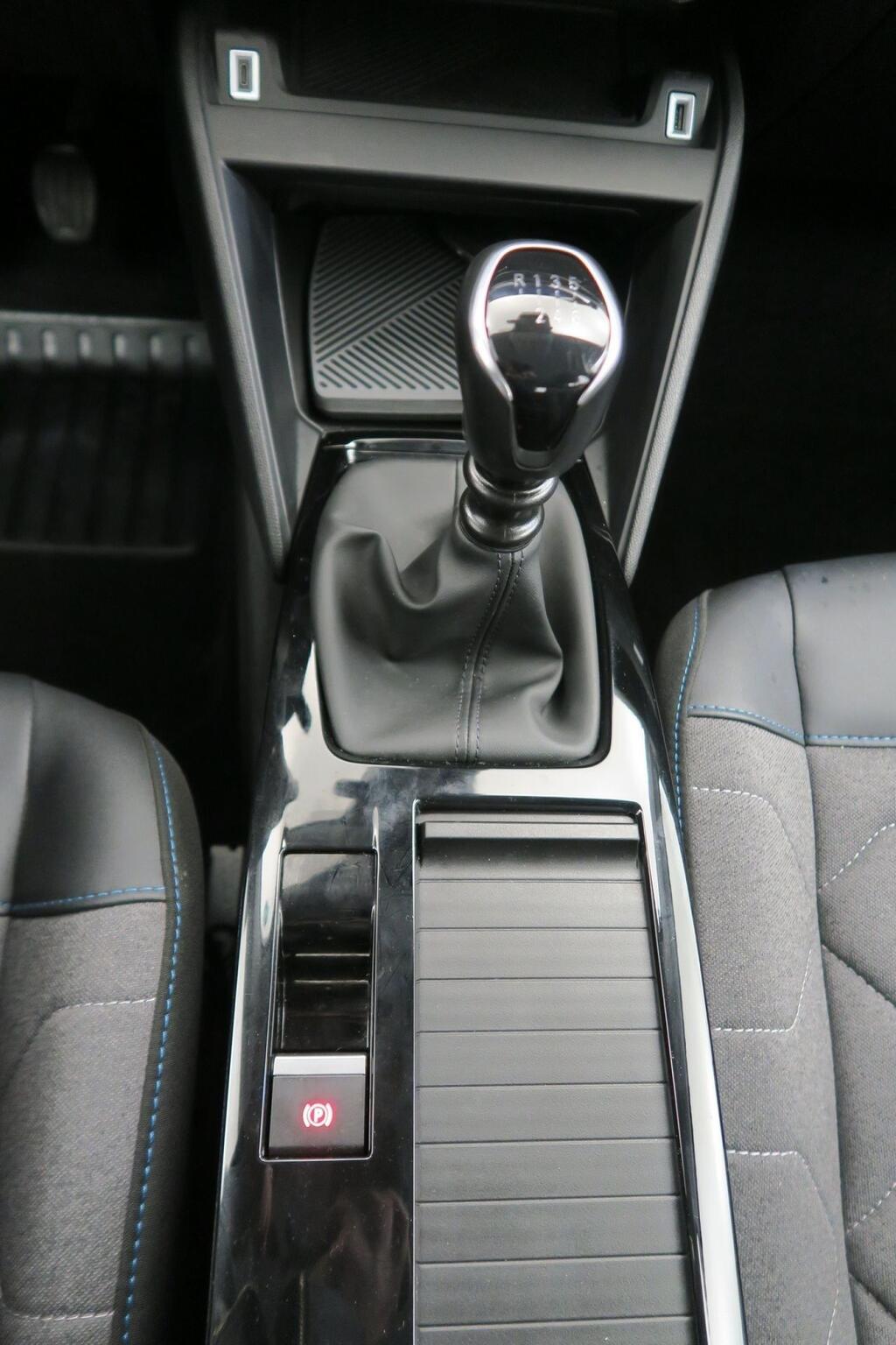 Citroën C4 PLUS 1.2 PURETECH 130 CV 5P 13