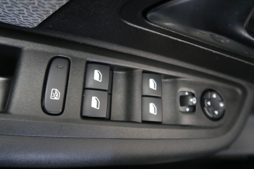 Citroën C4 PLUS 1.2 PURETECH 130 CV 5P 8