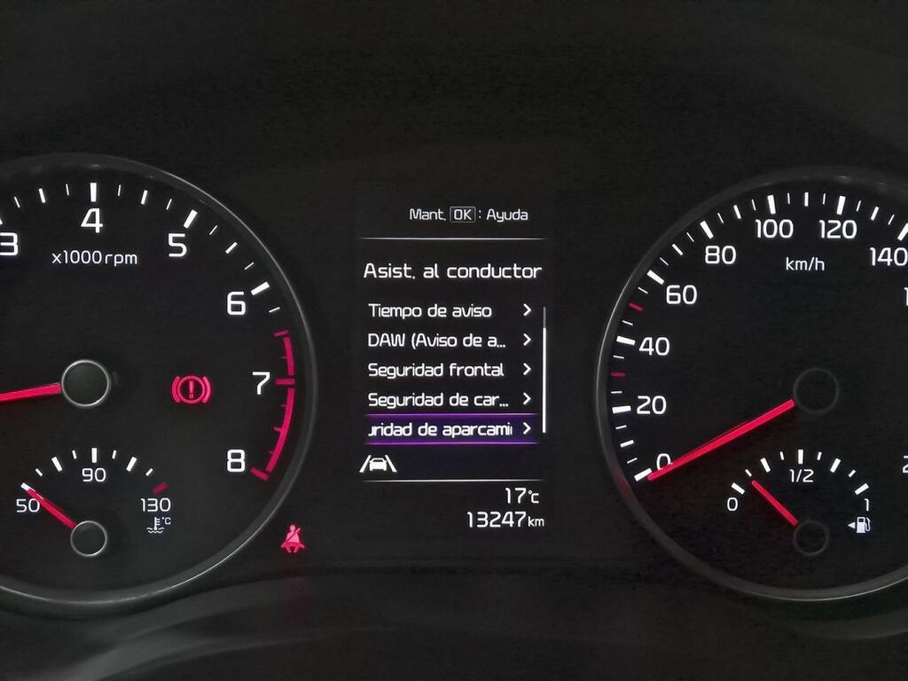 Kia Stonic 1.2 DPi 62kW (84CV) Drive 27