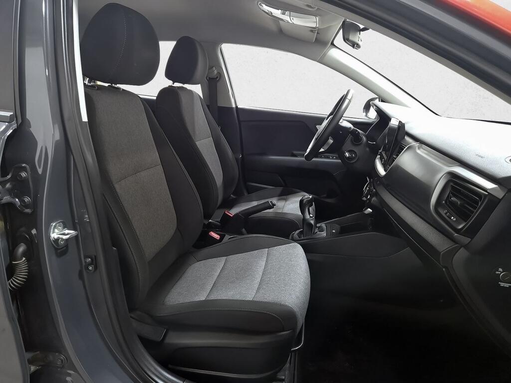 Kia Stonic 1.0 T-GDi 74kW (100CV) MHEV iMT Concept 7