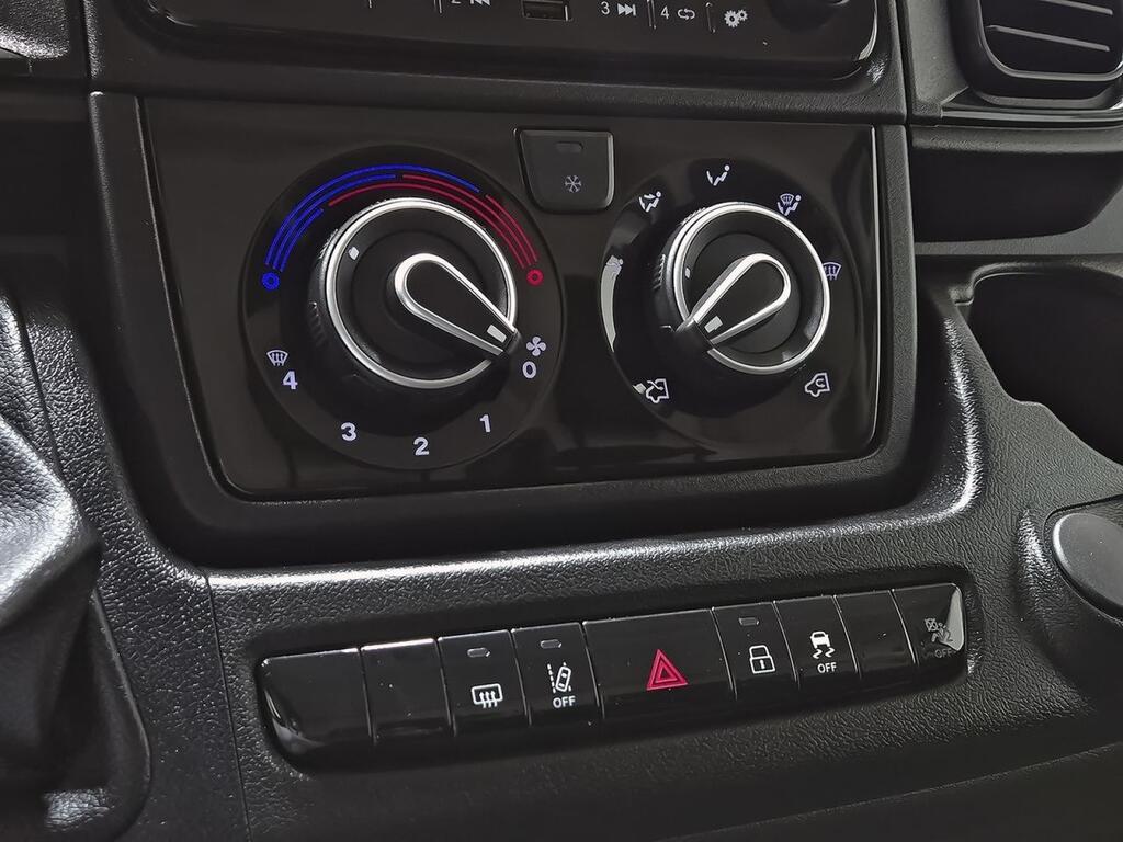 Citroën Jumper FURGON 2.2 BHDI 140 L3H2 3.5T 4P 22