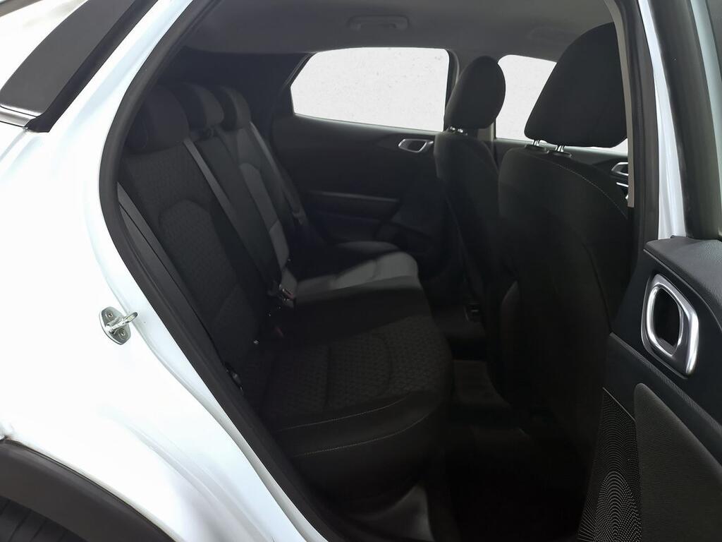 Kia XCeed 1.6 MHEV iMT Drive 100kW (136CV) 10