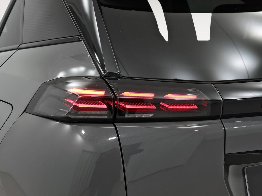 Peugeot 2008 GT Puretech 130 S&S EAT8 39