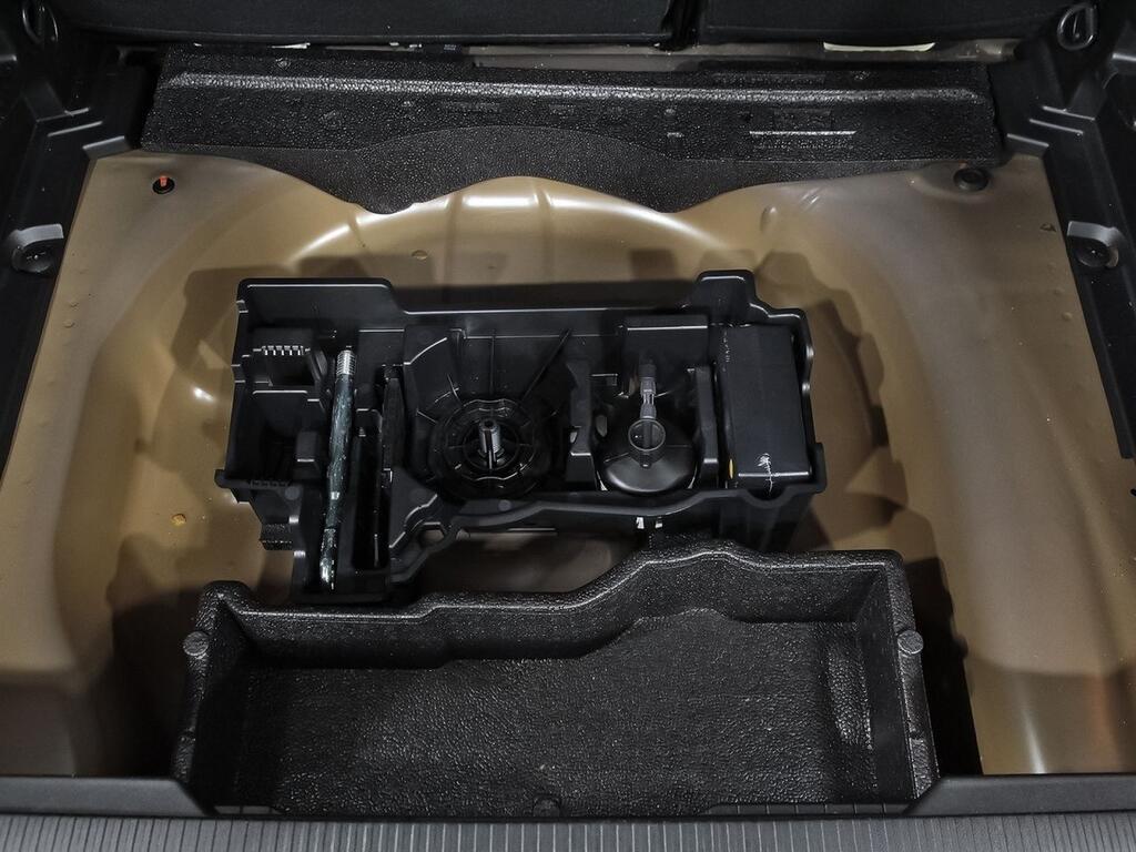 Peugeot 2008 GT Puretech 130 S&S EAT8 40