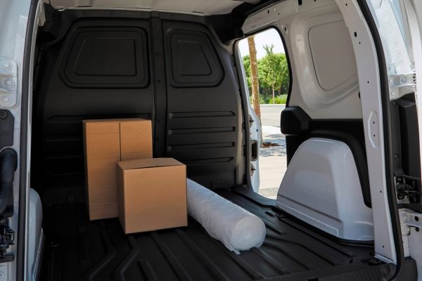 Nissan Townstar interior