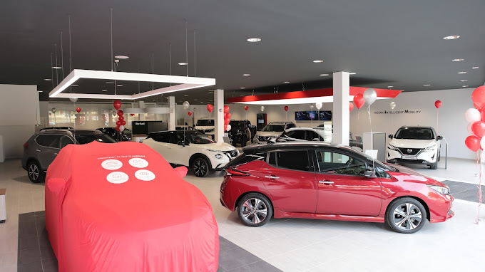 NISSAN YOMOVO SANTI ENRIQUE – TERRASSA