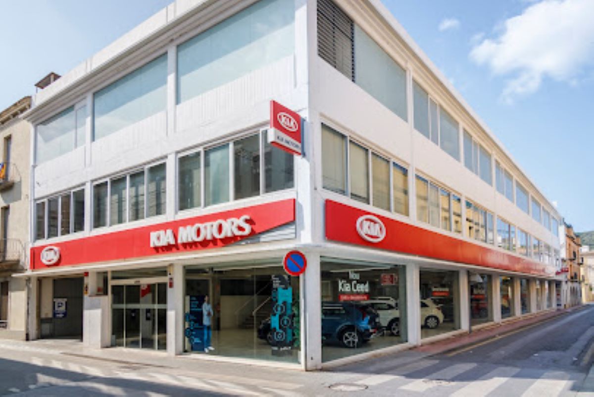 KIA YOMOVO EMPORSPEED - SANT FELIU DE GUIXOLS